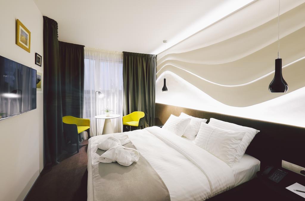Dunetton - Self Check-In Hotel Klaipeda Phòng bức ảnh
